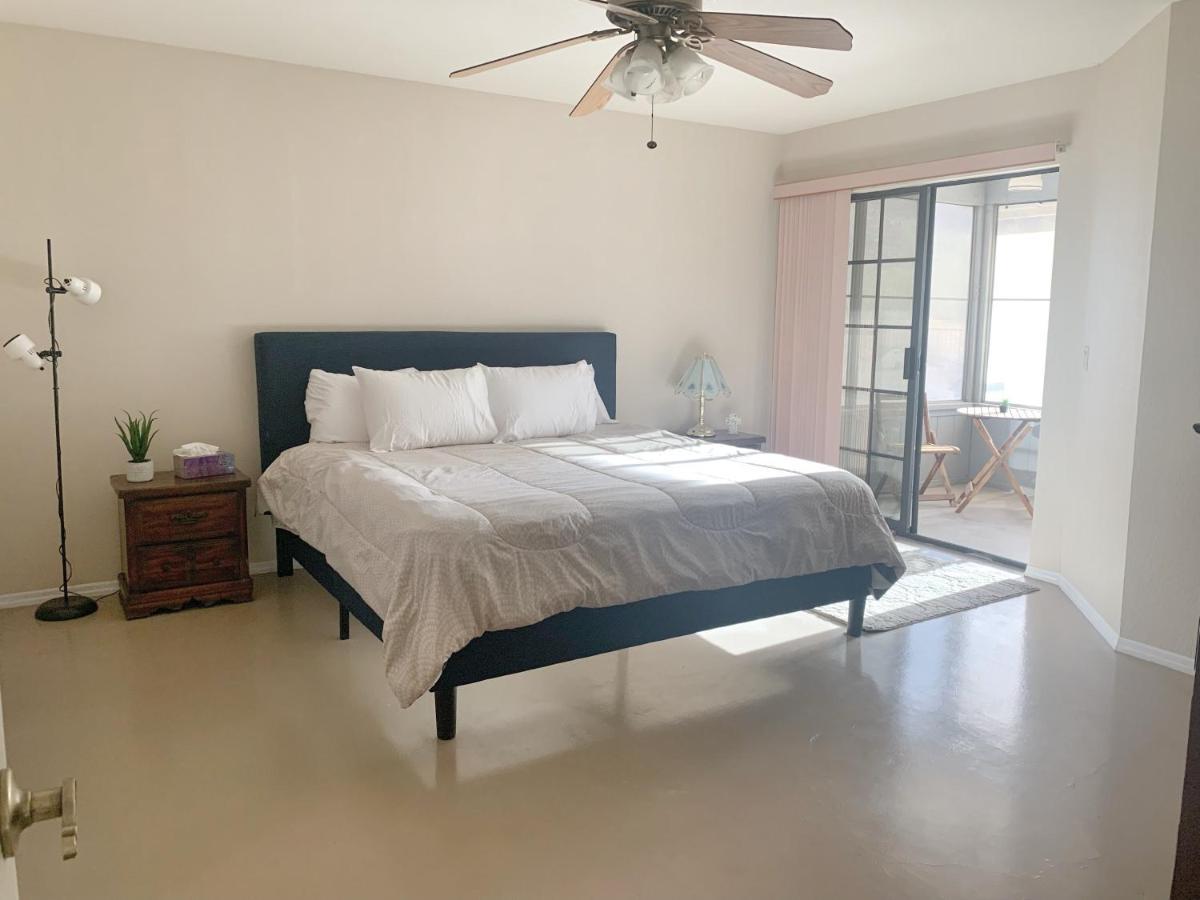 Desert Getaway - Centrally Located, Trail Access Steps Away! 레이크 하바슈 시티 외부 사진