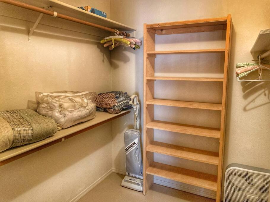 Desert Getaway - Centrally Located, Trail Access Steps Away! 레이크 하바슈 시티 외부 사진