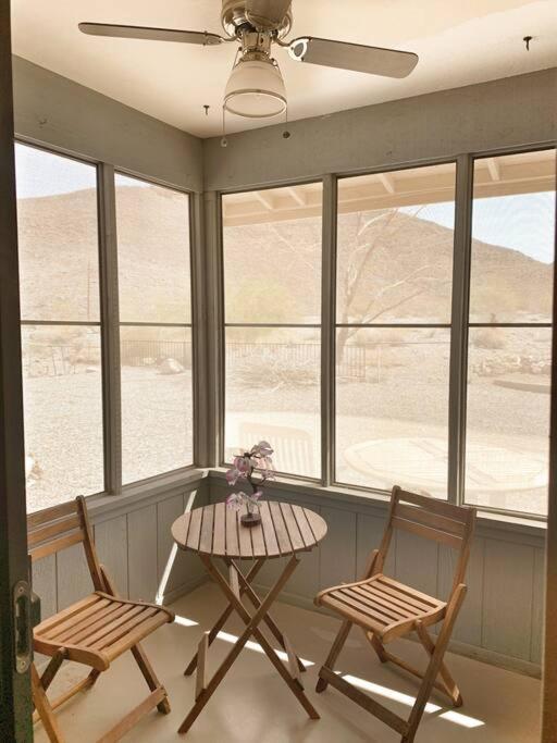 Desert Getaway - Centrally Located, Trail Access Steps Away! 레이크 하바슈 시티 외부 사진