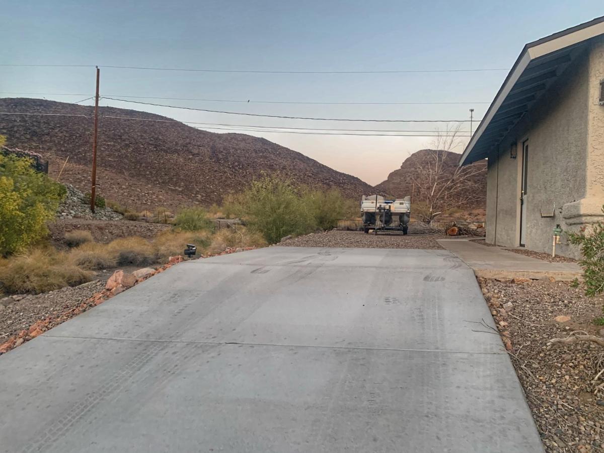 Desert Getaway - Centrally Located, Trail Access Steps Away! 레이크 하바슈 시티 외부 사진
